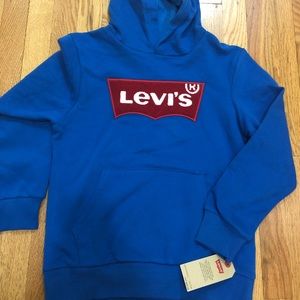 Levis sweatshirt.